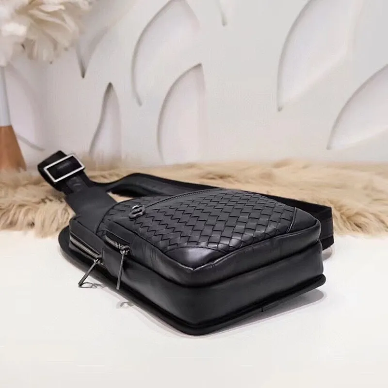 All categories 💚 Top version men’s bags 💚 BV 2024 new BV chest bag